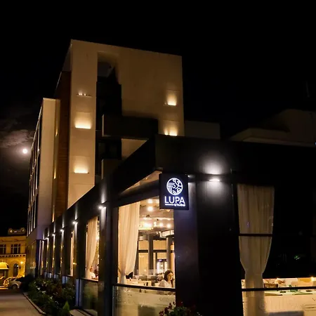 Lupa By Bueno Hotel 4*