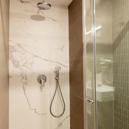 Lupa By Bueno Hotel 4*