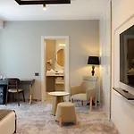 Lupa By Bueno 4*
