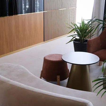 Lupa By Bueno 4* Constança